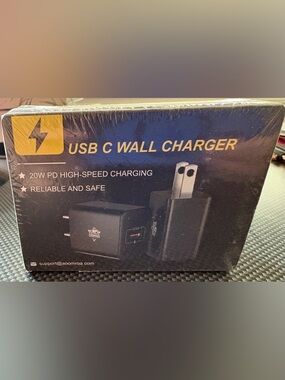 USB C Wall Charger 20W PD Fast Charging - Black